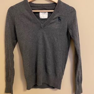 Abercrombie & Fitch Sweater